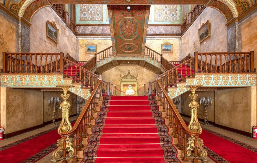 Beylerbeyi̇ Palace & Two Continents (Asia & Europe)