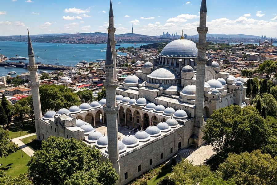 Süleymani̇ye Mosque & Yedi̇kule Fortress