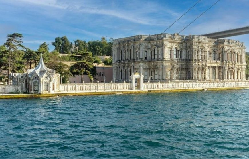 Beylerbeyi̇ Palace & Two Continents (Asia & Europe)
