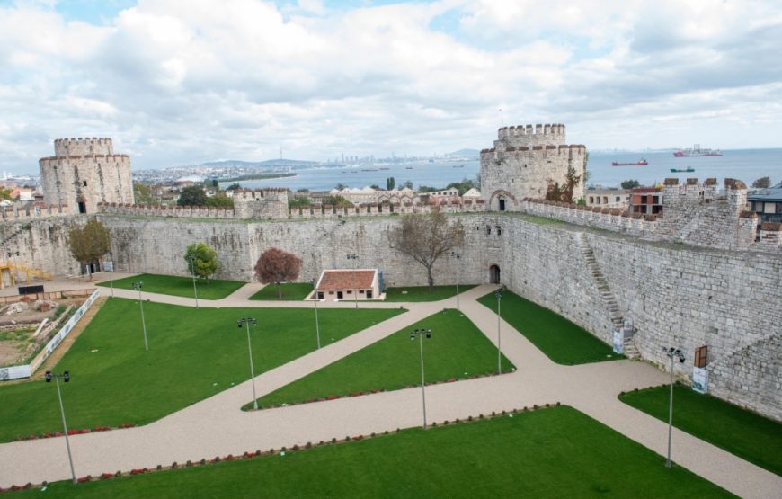 Süleymani̇ye Mosque & Yedi̇kule Fortress
